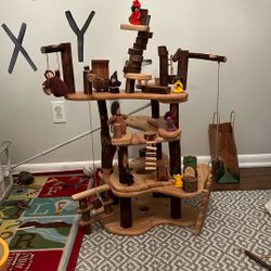 Wooden Ferry Fort/House