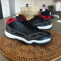 2003 Jordan 11 IE Low Size 8.5