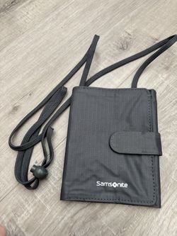 Royal Traveller By Samsonite Passport Carrier Crossbody Wallet Nylon Steel Gray