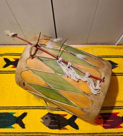 Large Vintage Native American Cochiti Pueblo Rawhide Pow Wow Drum