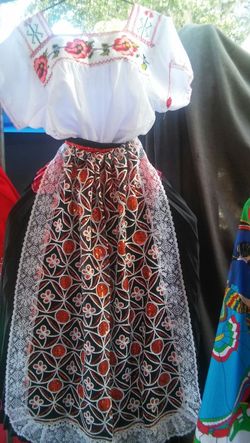 Traje michoacano