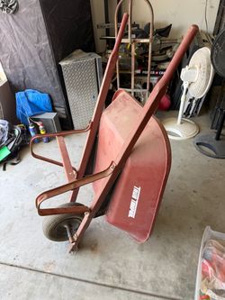 True Temper wheelbarrow