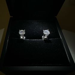 Moissanite Diamond Stud Earrings 4mm