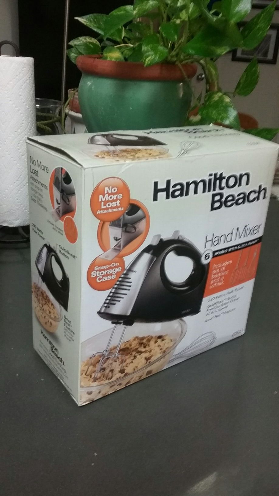 HAMILTON BEACH HAND MIXER NEW