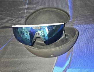Oakley meta vanguard
