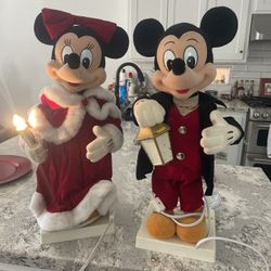 Disney Holiday  Items