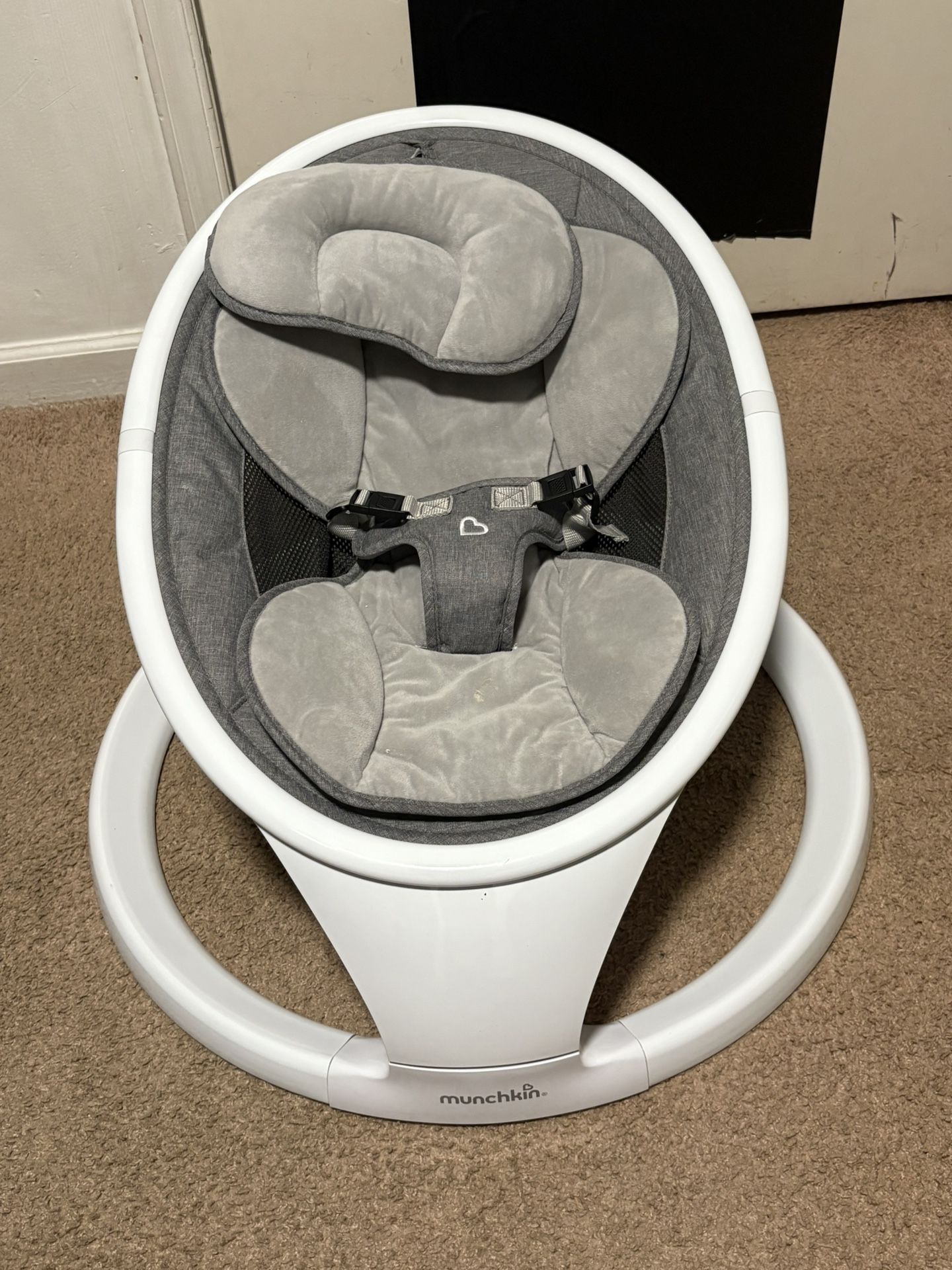 Munchkin Bluetooth Swing