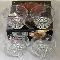 New in Box Citadel Traditional Footed Dessert Bowls Studio Nova WX003/418 Set Of 4 Glass