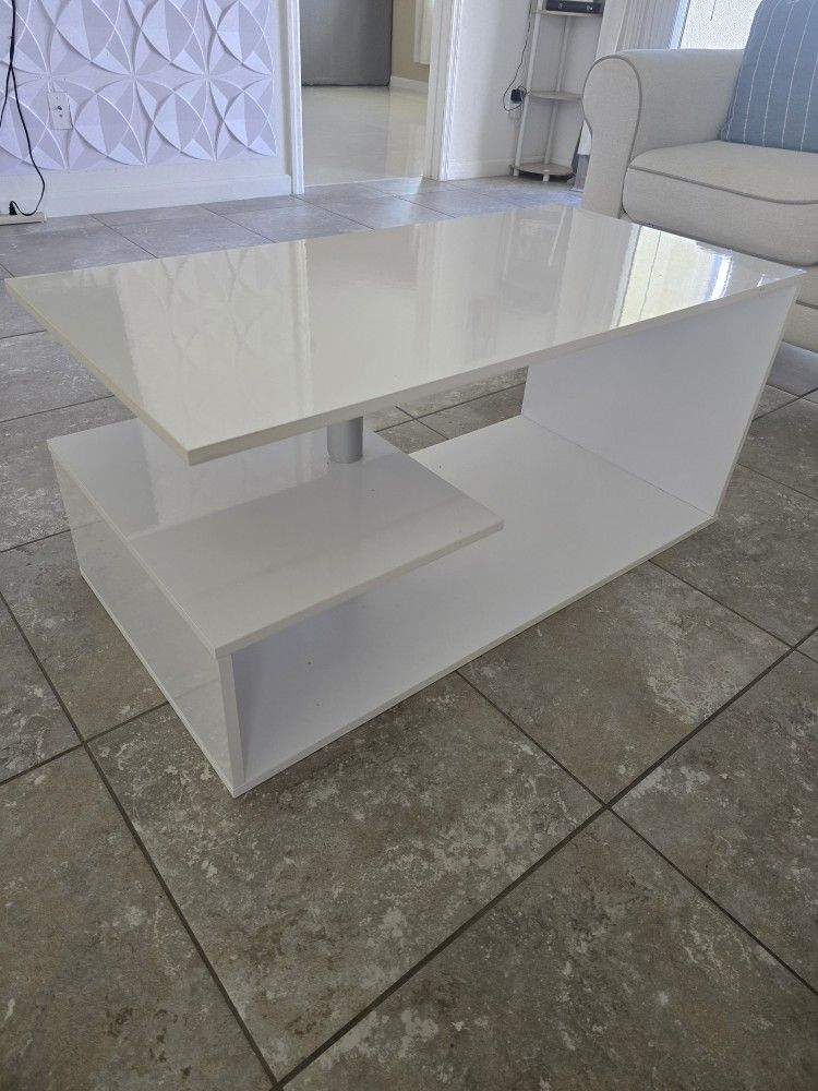 High Gloss White Coffee Table 
