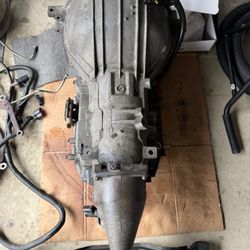 Ford 4R70W Transmission 