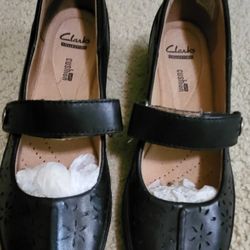 Clarks Womens Shoes