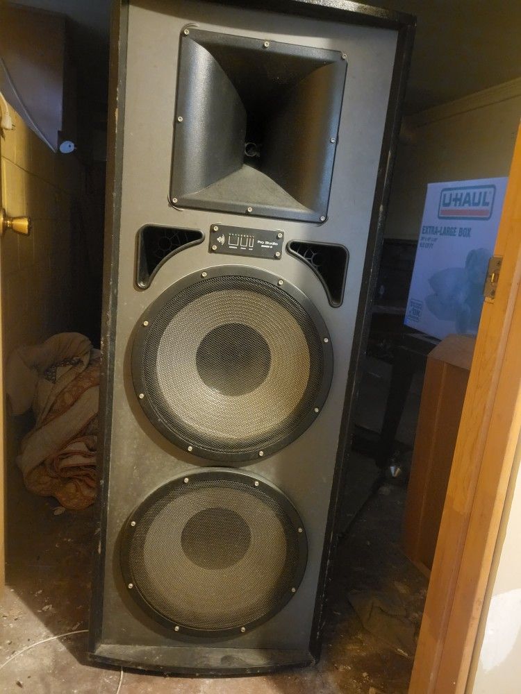 Pro Studio Speakers