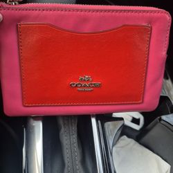 Coach Women's Pink And Red Wallet 