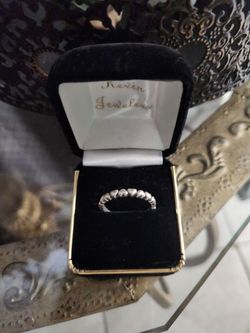 SILVER HEARTS RING