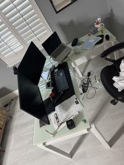 L-shaped Glass Office Table