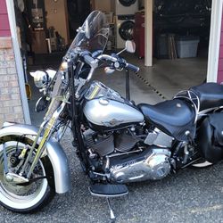 2003 Harley Davidson FLSTS Anniversary Edition