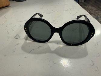 Gucci women’s sunglasses