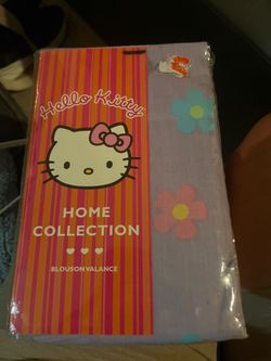 Hello Kitty valance
