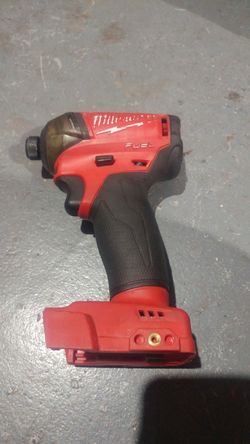 Milwaukee FUEL 1/4" impact