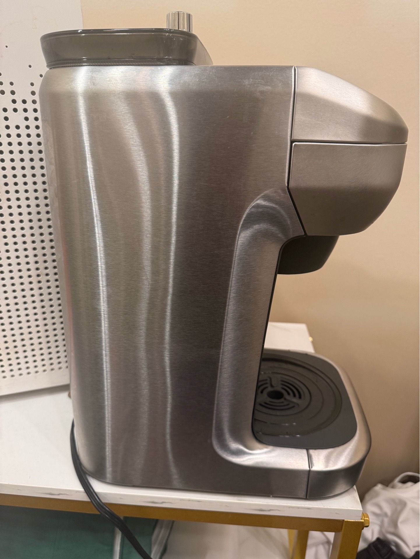 Coffee pot
