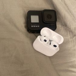 Airpods Pro & GoPro Hero 8 