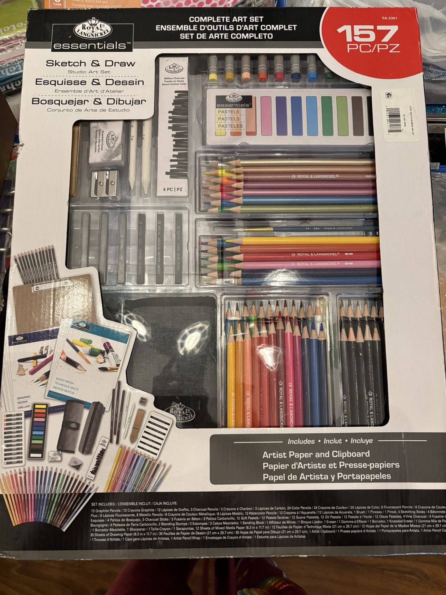 Royal & Langnickel 157-Piece Sketch & Draw Studio Art Set - Brand New in Box! 🎨