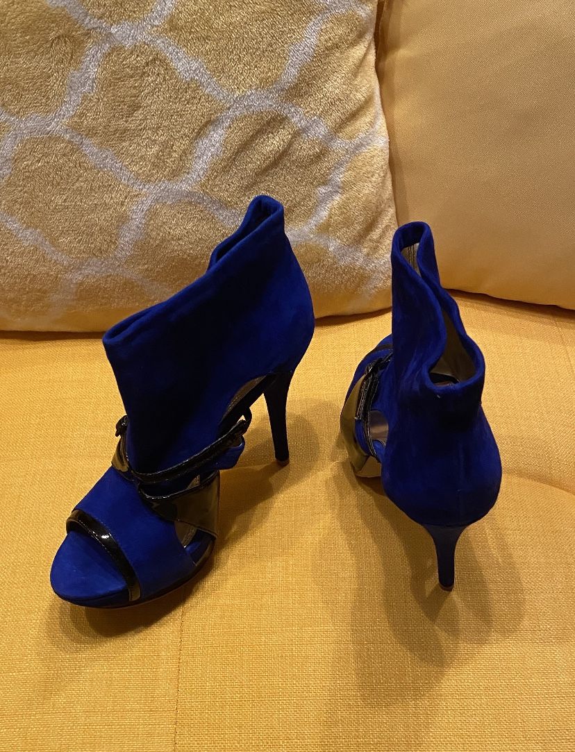 Victoria’s Secret, Gorgeous 💙Valentines Day ♥️❤️Heels♥️❤️Midnight Blue And Black Heels