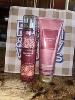 Bath & body works champagne toast set