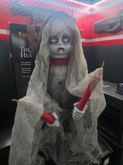 Spirit halloween animatronic