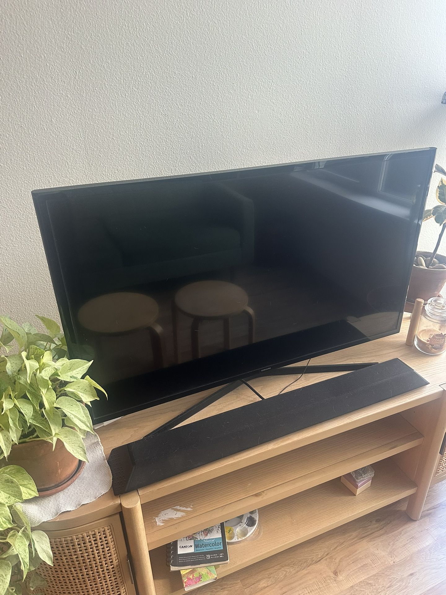 Samsung TV and Vizio Sound Bar
