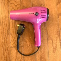 CONAIR BLOW DRYER 