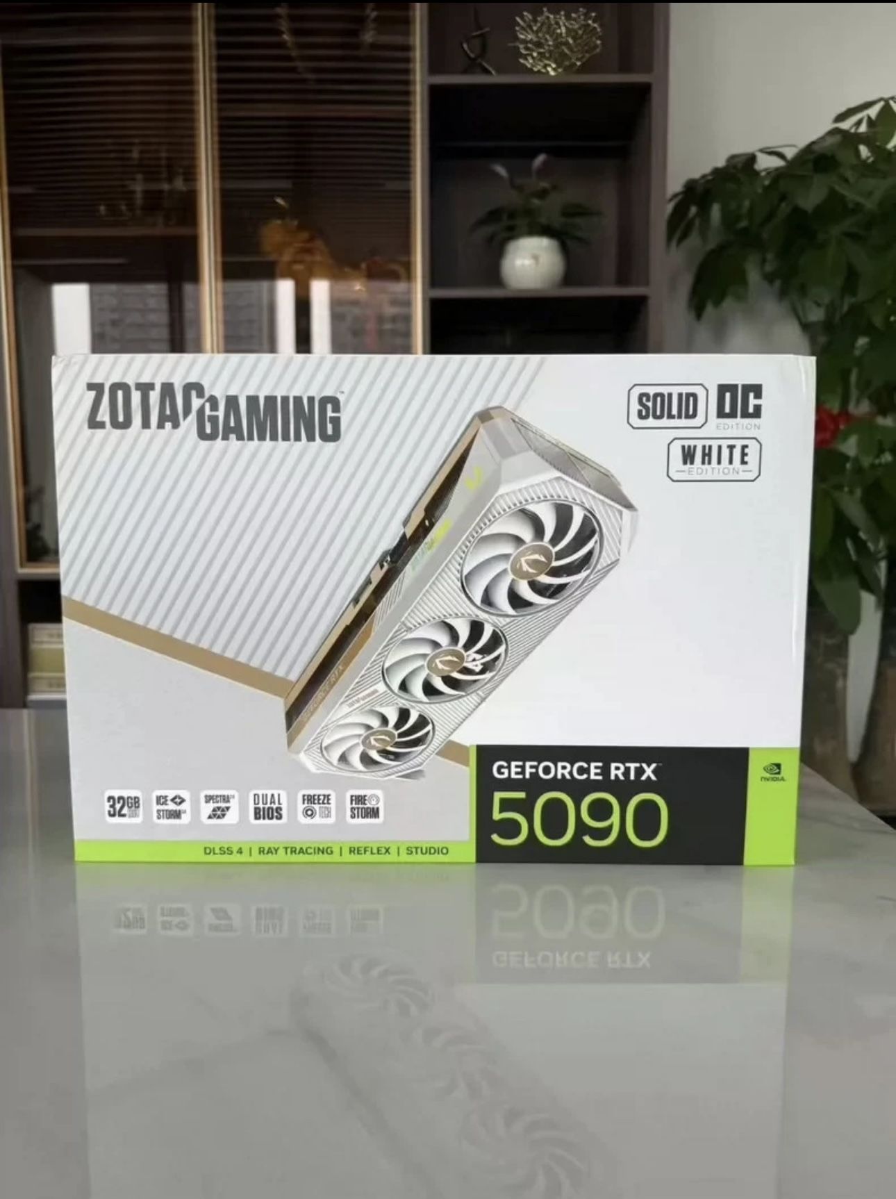 ZOTAC GAMING GeForce RTX 5090 32GB GDDR7 White Edition | Solid OC | Brand New
