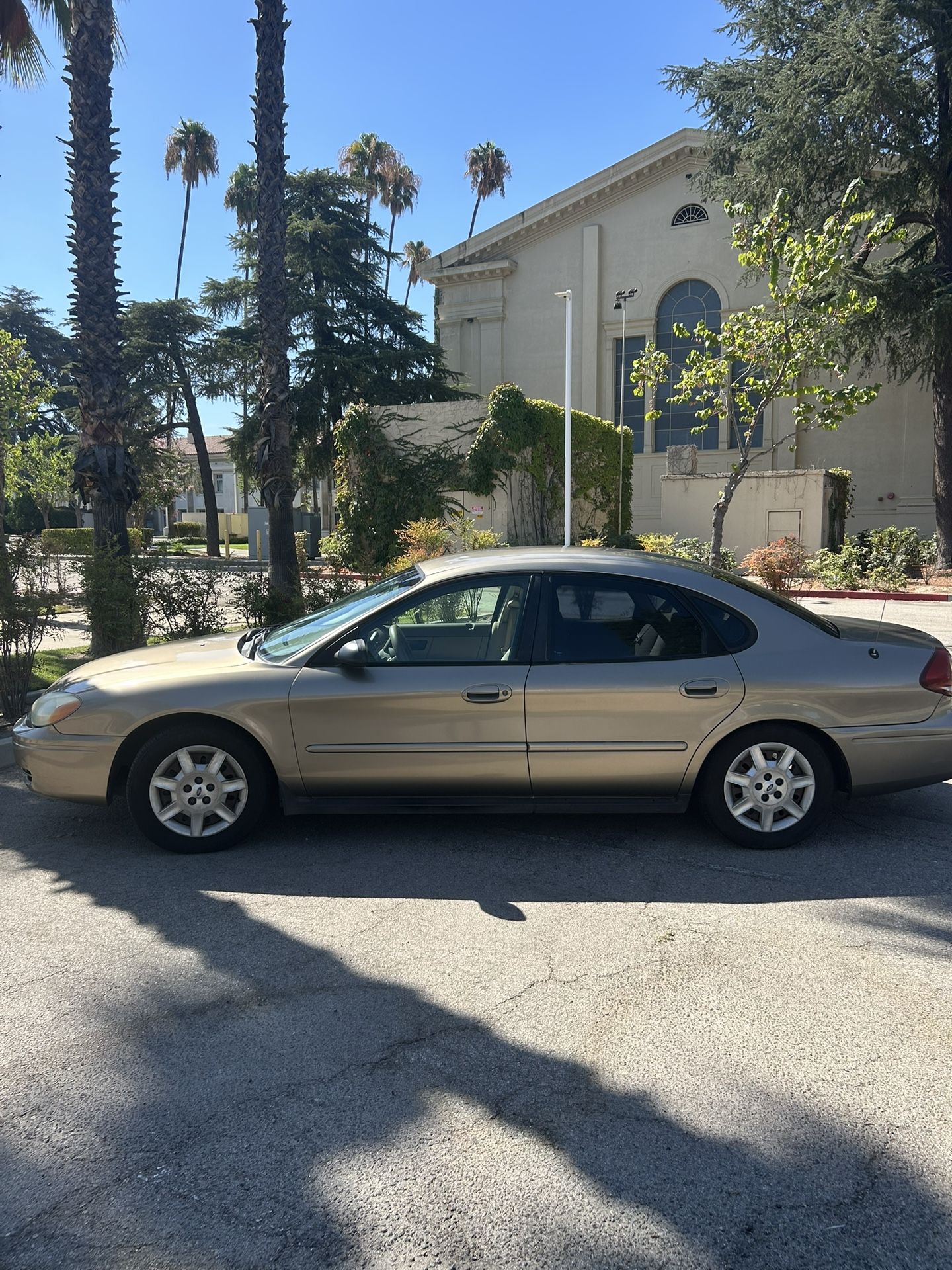 2006 Ford Taurus