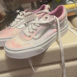 Girl Vans
