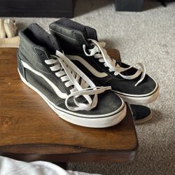11 Men High Top Vans
