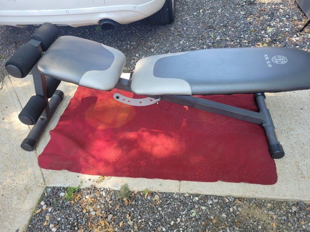 GOLD'S GYM 6 POSITIONS ADJUSTABLE BENCH EXCELLENT CONDITION
11525 S HALSTED DUNKIN DONUTS/7111 S WESTERN WALGREENS
45$ CASH ONLY AS IS
