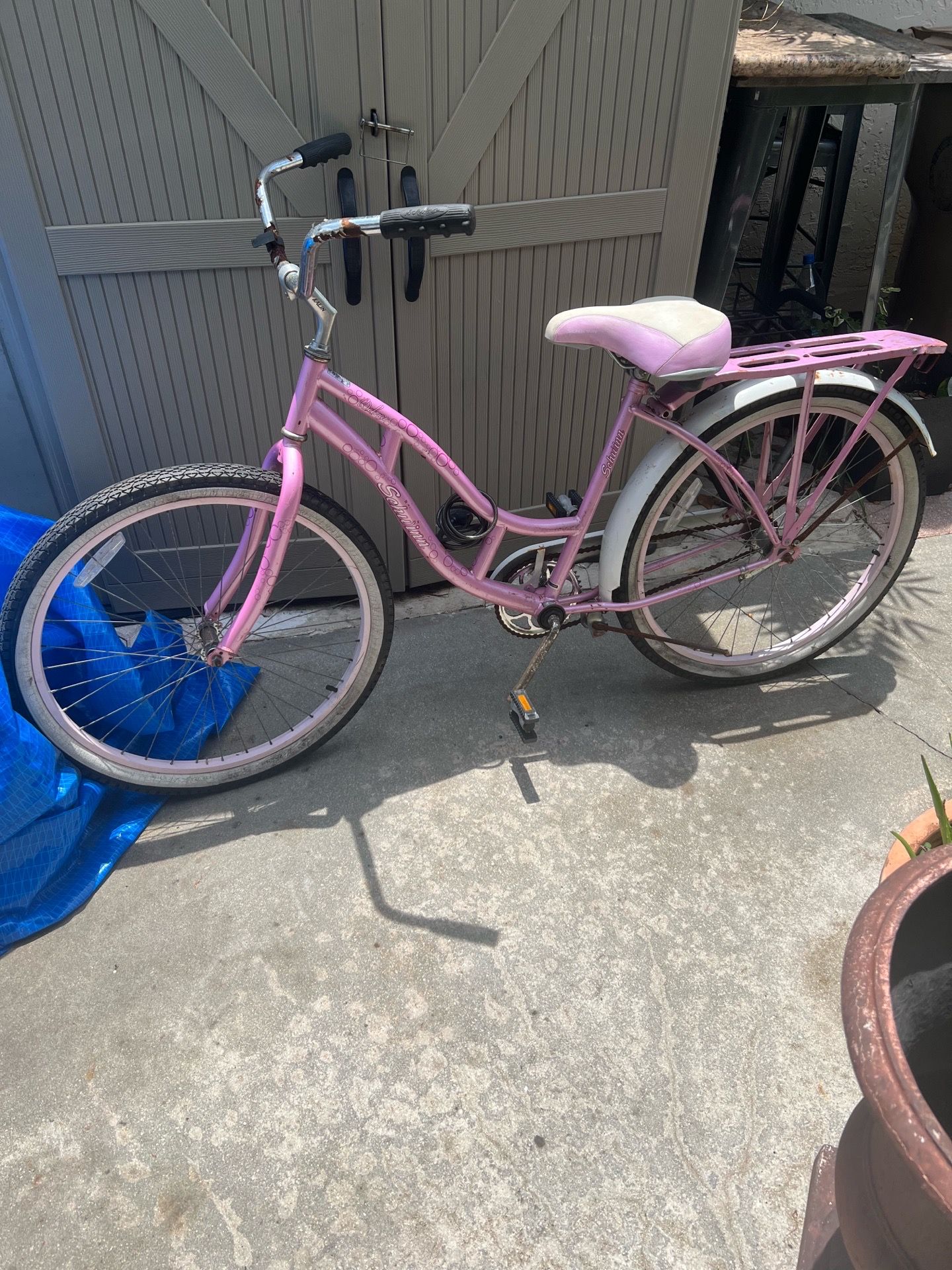 Schwinn Pink 26' Womens Bike