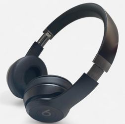 Beats solo 4