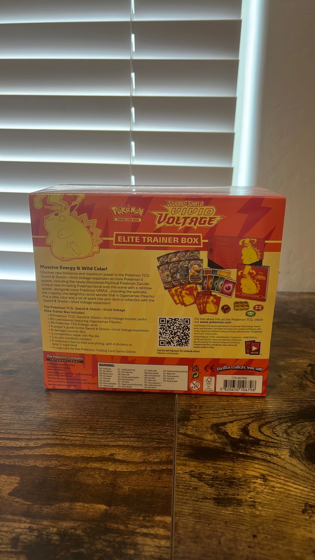 vivid voltage elite booster box Pokémon TCG: Vivid Voltage Booster Pack: 3 Pack main image 1