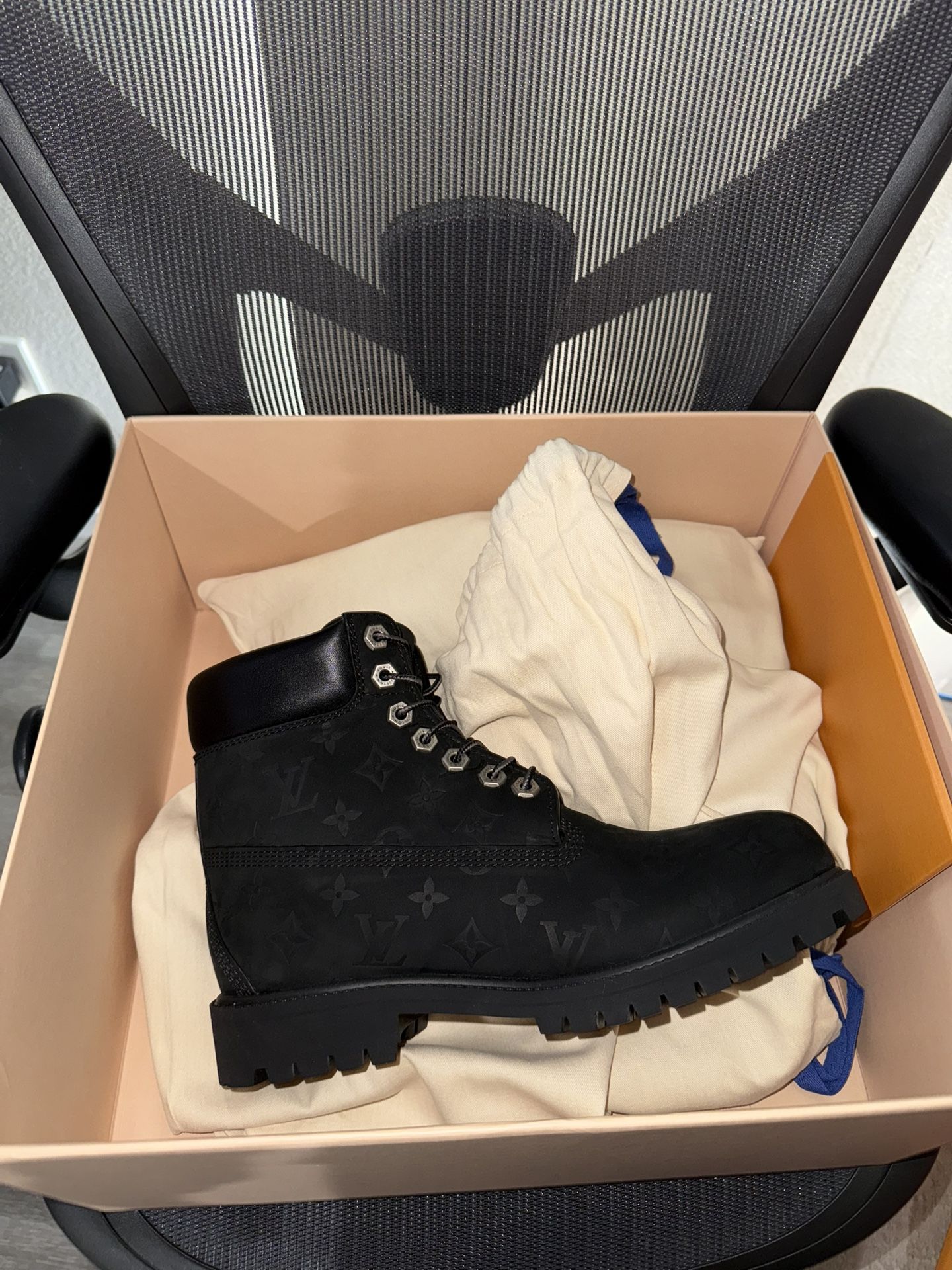 Louis Vuitton x Timberland 6-In Ankle Boot Black monogram