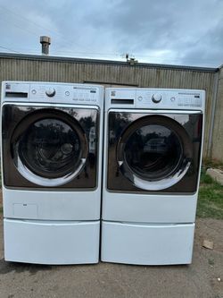 Kenmore washer and dryer laundry