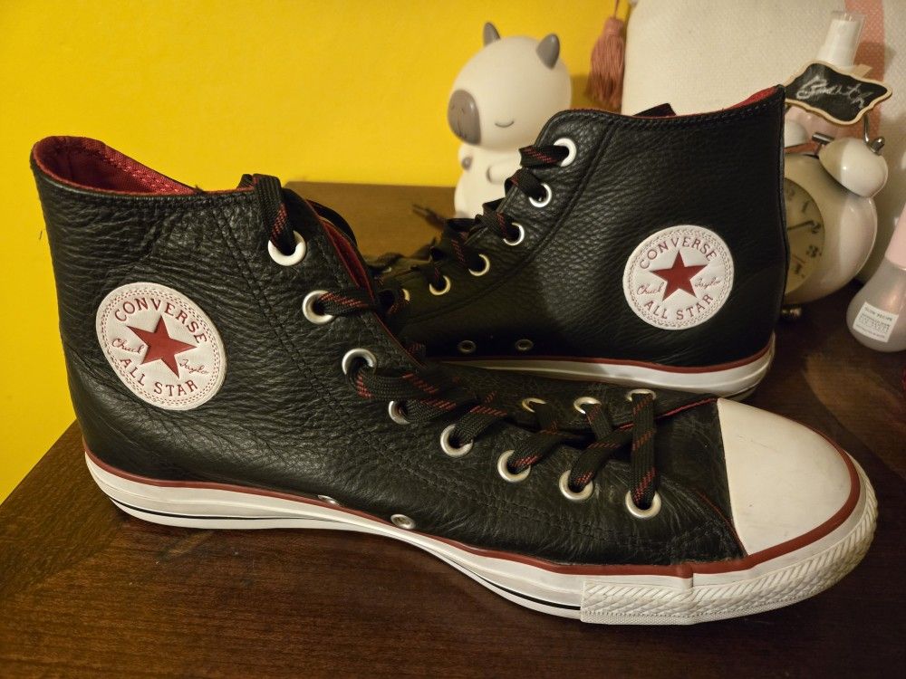 Black Leather Converse Shoes Size 10