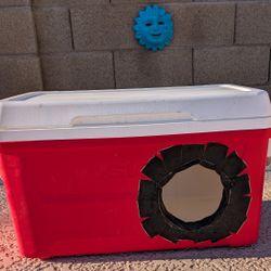 Outdoor Cat Shelter