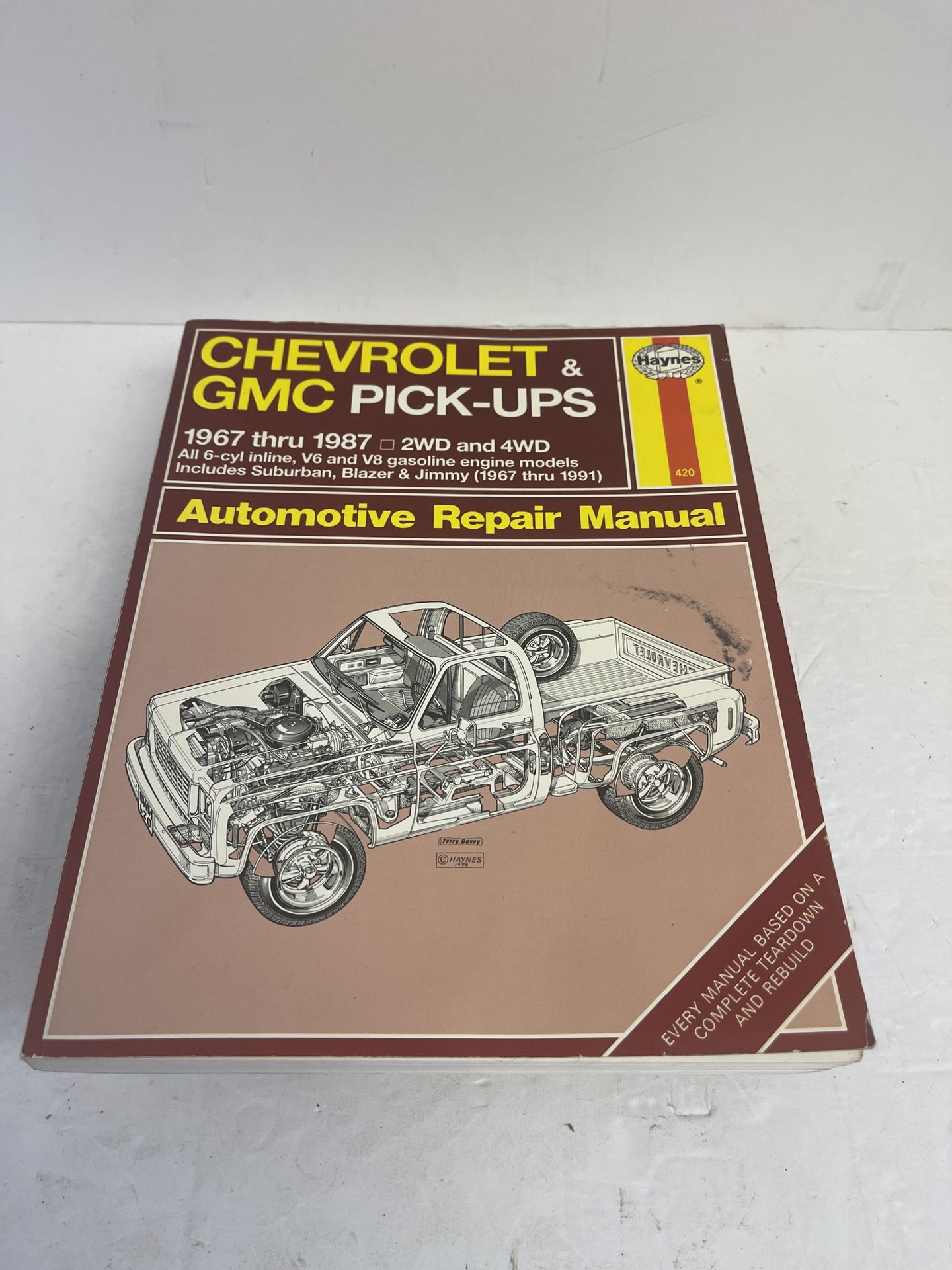 Haynes Chevy & GMC Repair Manual Pickup Truck 1 & SUVs 67-1991 - W800  Great condition.   We try to package and ship items within 24 hours.  A