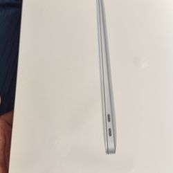 MacBook Air 13.3 Inch