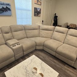 Recliner sectional Couch