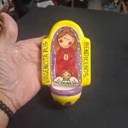 "Virgin Please Bless Us" Beautiful Hand-painted Ceramic Holy Water Font, Wall Hanging Made In Mexico 6" - Excellent Condition