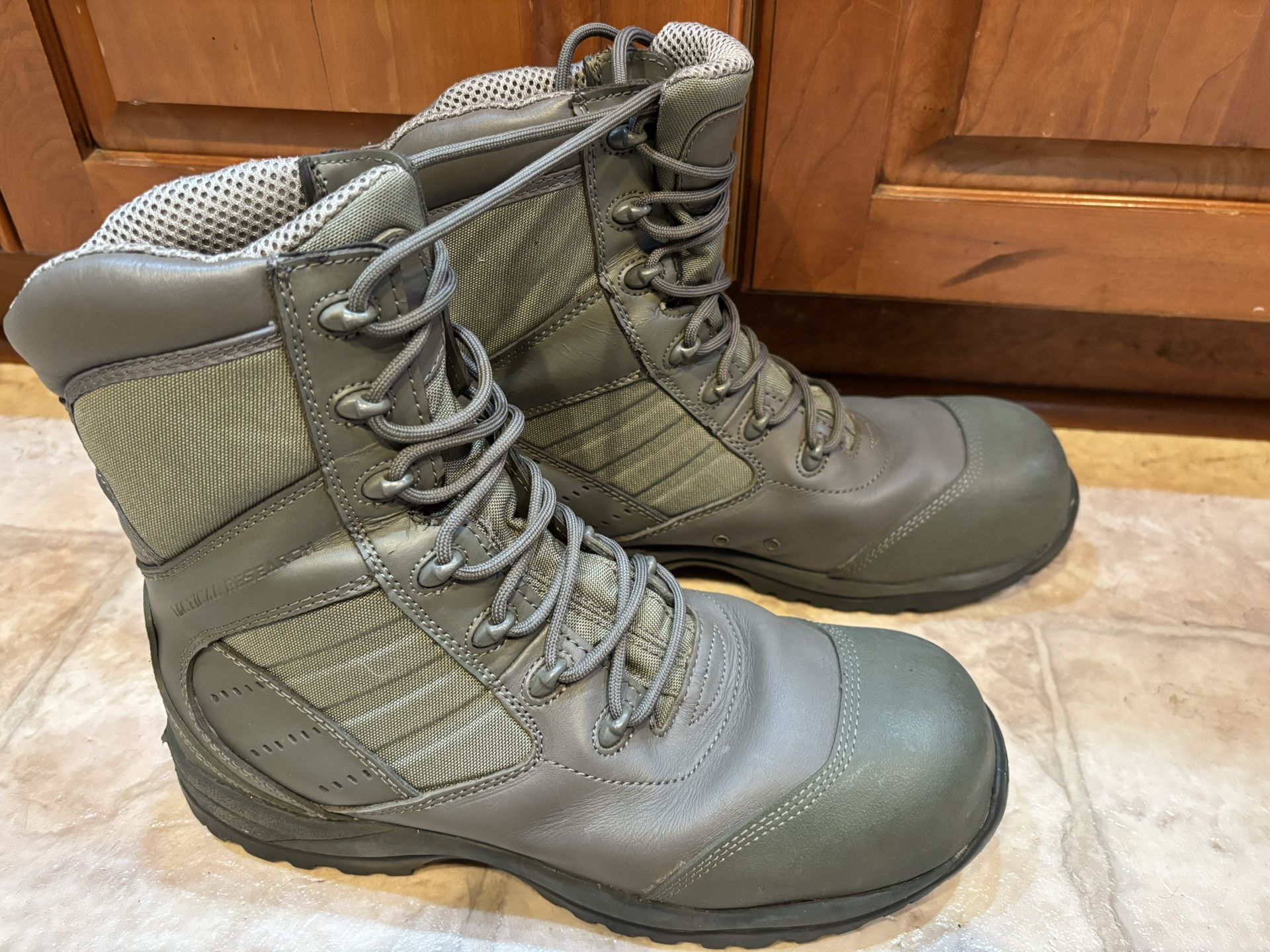 Military Surplus Tactical Research Combat Boots, Men’s Size 11.5