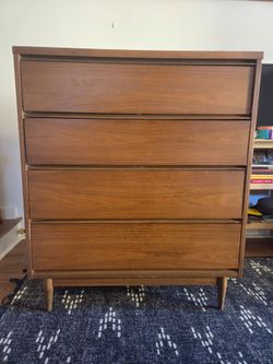 MCM Broyhill Pacemaker 4-Drawer Tallboy Dresser
