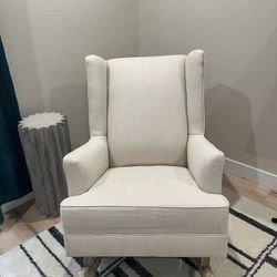 Rocking chair for nursery (from Pottery Barn Kids) 